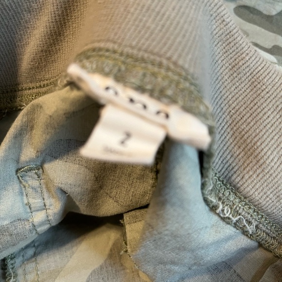 Top VS size Large, bottom size 2 Brand Ana - Picture 10 of 16